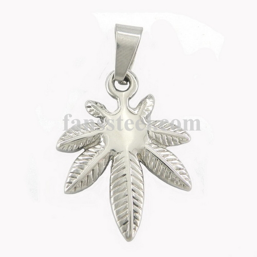 FSP00W53 Ganja Maple Leaf Pendant 